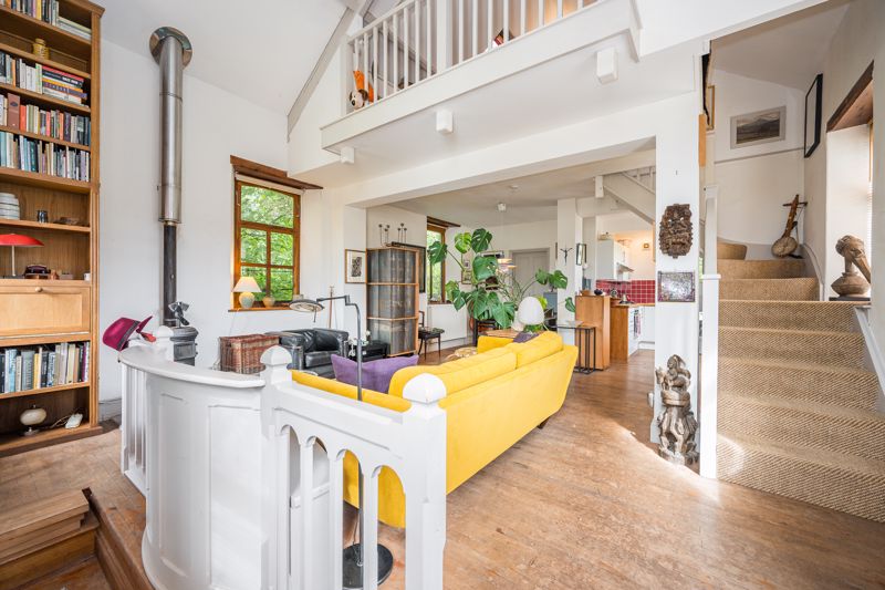 Open Plan Sitting Room / Dining Room- click for photo gallery